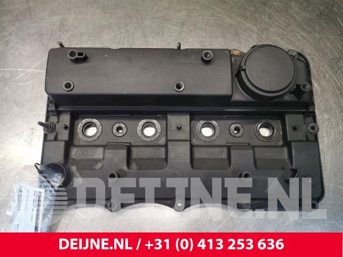 Usagé Couvercle soupapes Ford Transit Prix € 90,75 Prix TTC proposé par van Deijne Onderdelen Uden B.V.