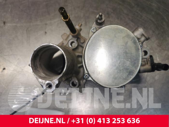 Vacuum pump (diesel) from a Citroen Jumper 2014