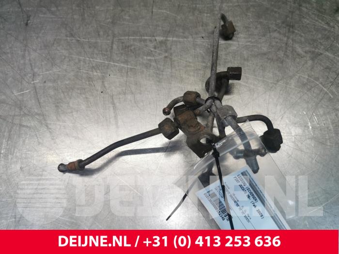 Usagé Conduit (divers) Fiat Ducato (250) 3.0 D 160 Multijet Power Prix € 72,60 Prix TTC proposé par van Deijne Onderdelen Uden B.V.