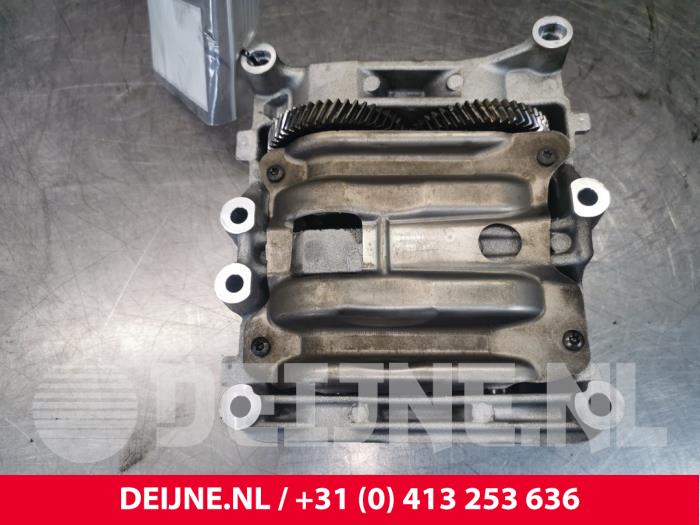Balance shaft from a Volvo S80 (AR/AS) 2.0 D4 16V 2015