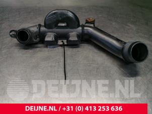 Usados Tubo intercooler Fiat Scudo (270) 1.6 D Multijet Precio de solicitud ofrecido por van Deijne Onderdelen Uden B.V.