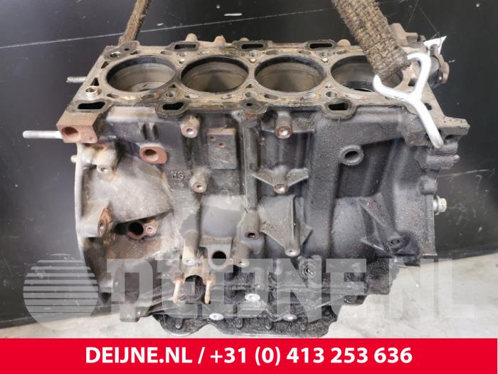 Engine crankcase from a Opel Vivaro 2007