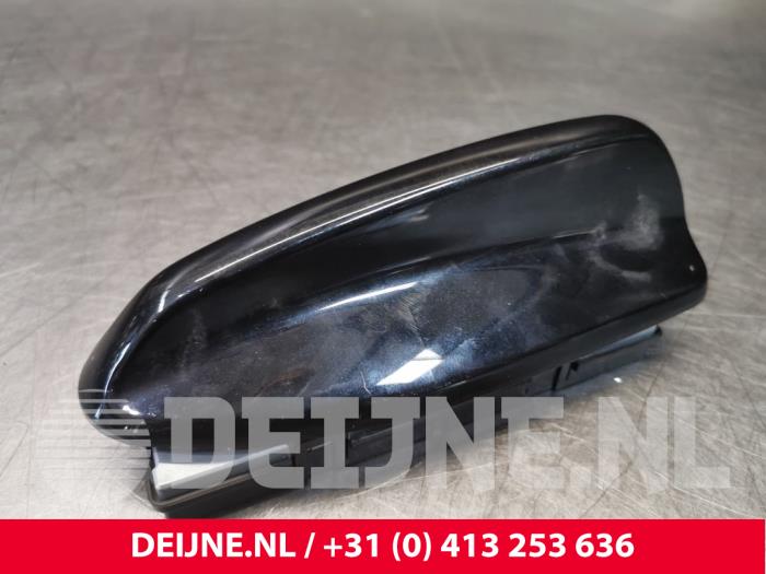 Używane Antena Volvo V60 II (ZW) 2.0 T6 16V Twin Engine Cena € 50,00 Procedura marży oferowane przez van Deijne Onderdelen Uden B.V.