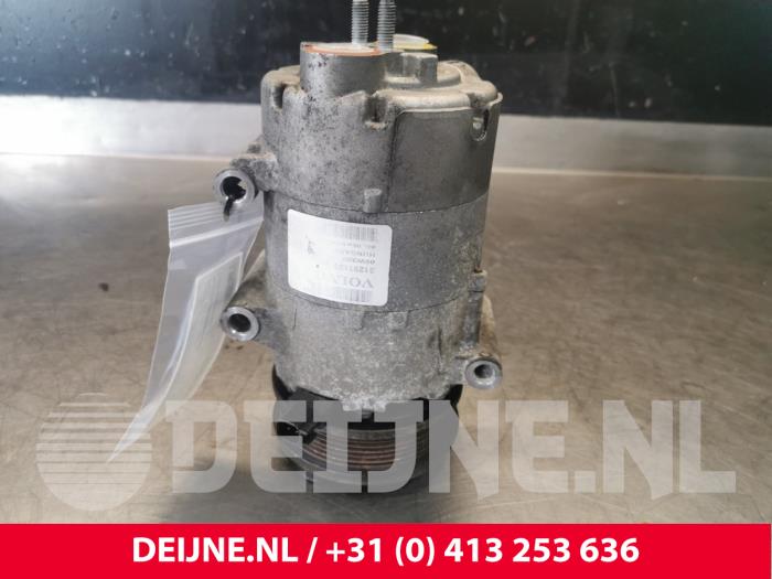 Air conditioning pump from a Volvo S80 (AR/AS) 2.0 D 16V 2010
