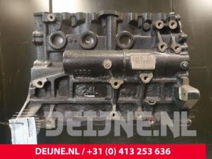 Neue Motor Unterblock Hyundai H-100 Preis auf Anfrage angeboten von van Deijne Onderdelen Uden B.V.