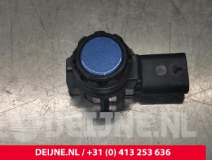 Gebrauchte PDC Sensor Volvo XC40 (XZ) 1.5 T3 Plug-in Hybrid 12V Preis € 50,00 Margenregelung angeboten von van Deijne Onderdelen Uden B.V.