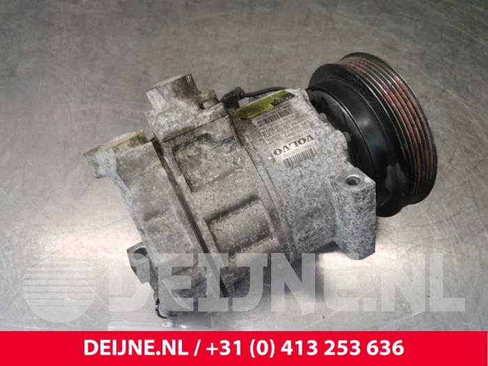 Usagé Compresseur de clim Volvo S80 (AR/AS) 3.2 24V Prix € 175,00 Règlement à la marge proposé par van Deijne Onderdelen Uden B.V.