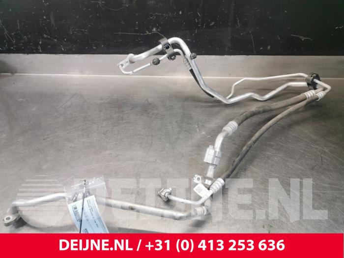 Air conditioning line from a Mercedes-Benz Sprinter 3,5t (910.0/910.1/907.1/907.2) 314 CDI 2.1 D FWD 2018