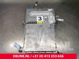 Usagé Chargeur de batterie Tesla Model S 75D Prix sur demande proposé par van Deijne Onderdelen Uden B.V.