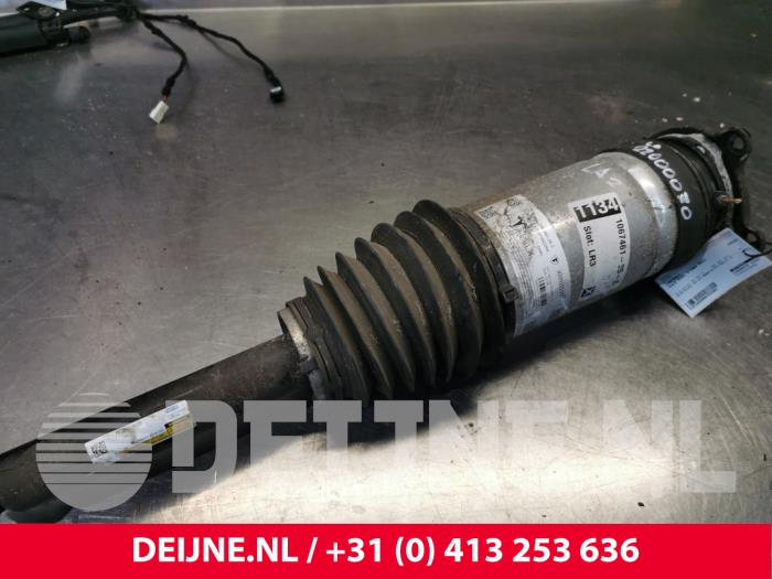 Używane Miech Tesla Model S 75D Cena € 453,75 Z VAT oferowane przez van Deijne Onderdelen Uden B.V.