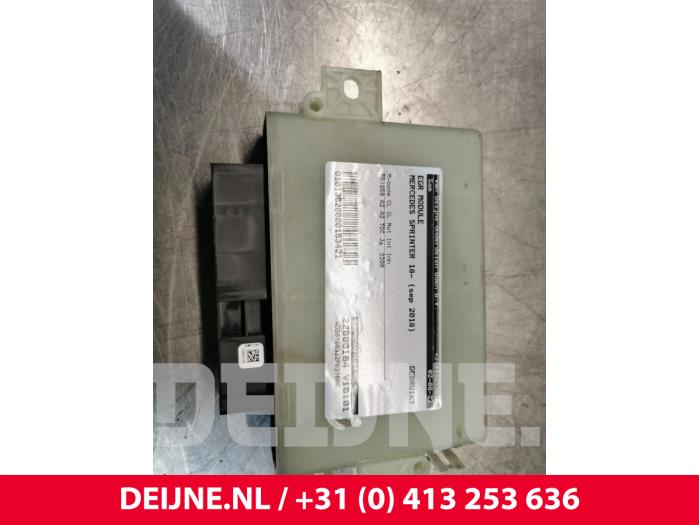Usagé Module RGE Mercedes Sprinter 3,5t (910.0/910.1/907.1/907.2) 314 CDI 2.1 D FWD Prix € 121,00 Prix TTC proposé par van Deijne Onderdelen Uden B.V.