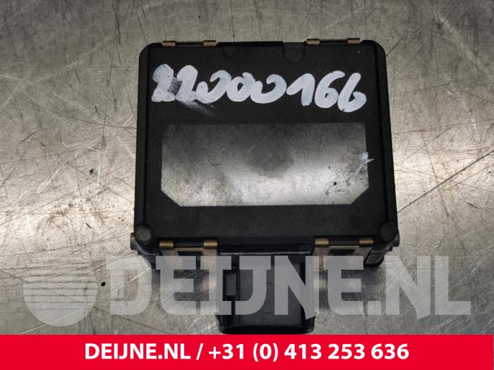 Begagnade Radarsensor Mercedes eSprinter 3,5t (907.6/910.6) eSprinter 41/55 kWh Pris € 242,00 Inklusive moms erbjuds av van Deijne Onderdelen Uden B.V.