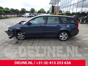 Used Rear door 4-door, left Volvo V50 (MW) 2.0 16V Price on request offered by van Deijne Onderdelen Uden B.V.