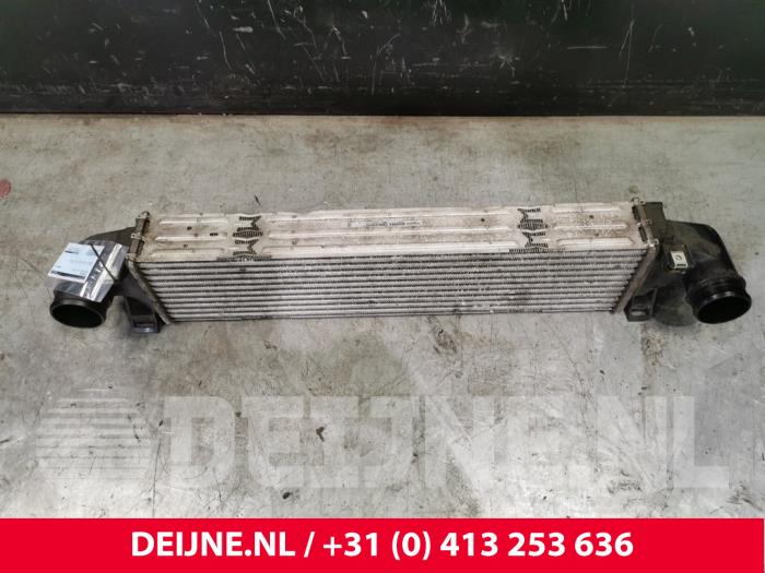 Usados Intercooler Volvo V60 I (FW/GW) 2.0 D4 16V Precio € 75,00 Norma de margen ofrecido por van Deijne Onderdelen Uden B.V.
