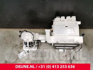 Usagé Boîtier chauffage Citroen Berlingo Electric Prix € 151,25 Prix TTC proposé par van Deijne Onderdelen Uden B.V.