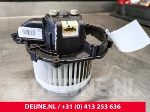 Usados Motor de ventilador de calefactor Citroen Berlingo Electric Precio € 48,40 IVA incluido ofrecido por van Deijne Onderdelen Uden B.V.