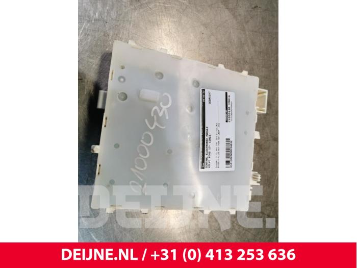 Usagé Module électronique central Volvo XC40 (XZ) 1.5 T5 Plug-in Hybrid 16V Prix € 150,00 Règlement à la marge proposé par van Deijne Onderdelen Uden B.V.