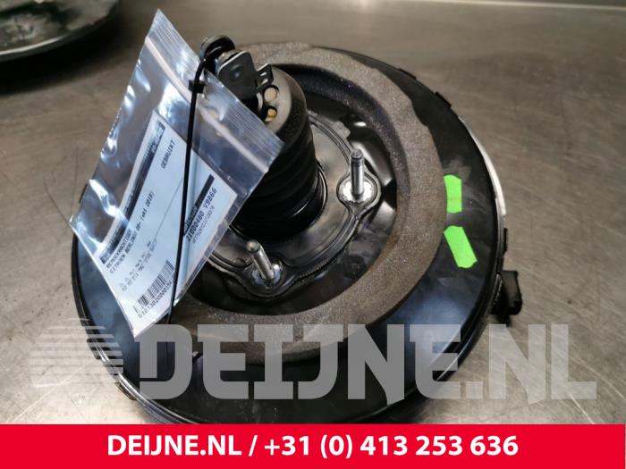 Usagé Servo frein Citroen Berlingo Electric Prix € 121,00 Prix TTC proposé par van Deijne Onderdelen Uden B.V.