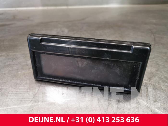 Begagnade Innerdisplay Volvo V50 (MW) 2.0 D 16V Pris € 25,00 Marginaltabell erbjuds av van Deijne Onderdelen Uden B.V.