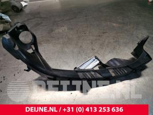 Gebrauchte Scheinwerferring rechts BMW 3 serie (E90) Preis € 30,00 Margenregelung angeboten von van Deijne Onderdelen Uden B.V.