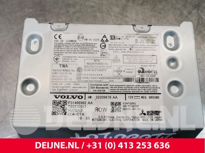 Multi-media control unit Volvo XC40 2.0 T4 Geartronic 16V - 31466982 VOLVO