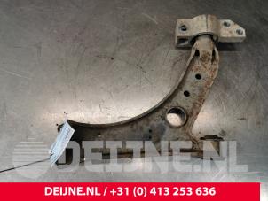 Used Front lower wishbone, left Volkswagen Caddy III (2KA,2KH,2CA,2CH) 2.0 SDI Price € 42,35 Inclusive VAT offered by van Deijne Onderdelen Uden B.V.