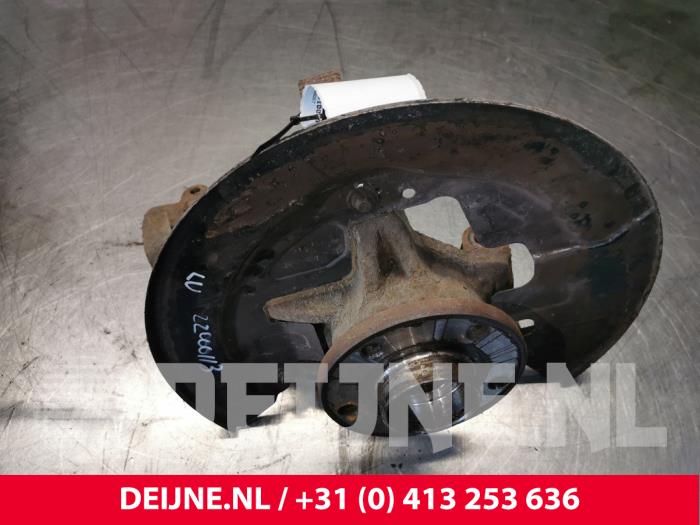 Knuckle, front left from a Volvo XC60 I (DZ) 2.0 D4 16V 2014