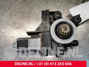 Używane Silnik szyby drzwiowej Volvo S80 (AR/AS) 2.0 D4 16V Cena € 30,00 Procedura marży oferowane przez van Deijne Onderdelen Uden B.V.
