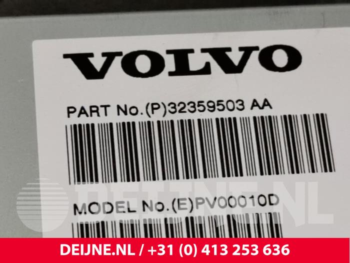 Wzmacniacz radiowy z Volvo XC60 II (UZ) 2.0 B4 16V AWD 2022