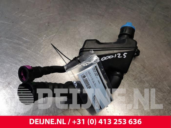 Adblue Pumpe van een Volvo XC60 II (UZ) 2.0 B4 16V AWD 2022