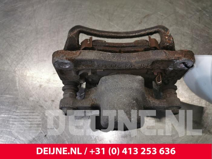 Rear brake calliper, left from a Opel Antara (LA6) 2.2 CDTI 16V 4x2 2015