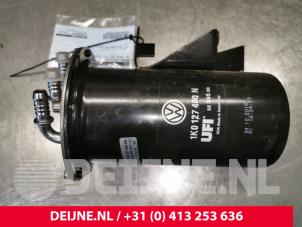 Used Fuel filter Volkswagen Caddy IV 2.0 TDI 75 Price € 60,50 Inclusive VAT offered by van Deijne Onderdelen Uden B.V.