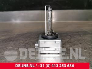 Used Xenon bulb Volvo V70 (BW) 1.6 DRIVe,D2 Price € 25,00 Margin scheme offered by van Deijne Onderdelen Uden B.V.