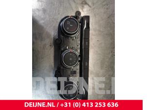 Used Heater control panel Volkswagen Crafter (SY) 2.0 TDI Price € 157,30 Inclusive VAT offered by van Deijne Onderdelen Uden B.V.