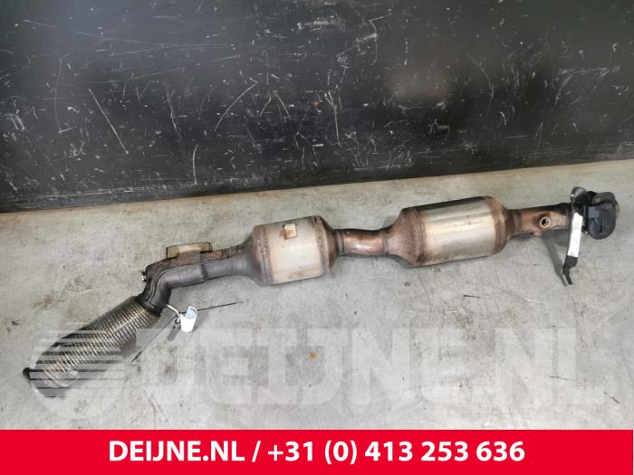 Usagé Catalyseur Volkswagen Crafter (SY) 2.0 TDI FWD Prix € 665,50 Prix TTC proposé par van Deijne Onderdelen Uden B.V.
