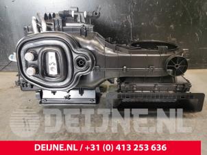 Used Heater housing Volkswagen Crafter (SY) 2.0 TDI Price on request offered by van Deijne Onderdelen Uden B.V.