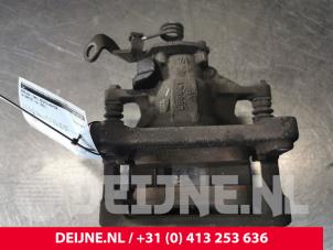 Used Rear brake calliper, right Volkswagen Crafter (SY) 2.0 TDI Price on request offered by van Deijne Onderdelen Uden B.V.