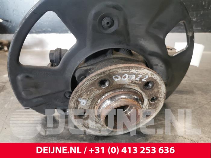 Knuckle, front right from a Volkswagen Crafter (SY) 2.0 TDI 2021