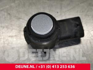 Used PDC Sensor Volvo XC60 II (UZ) 2.0 D4 16V AWD Price € 40,00 Margin scheme offered by van Deijne Onderdelen Uden B.V.