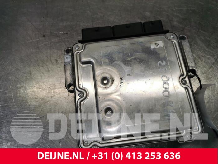 Used Engine management computer Renault Trafic New (FL) 2.0 dCi 16V 115 Price € 151,25 Inclusive VAT offered by van Deijne Onderdelen Uden B.V.