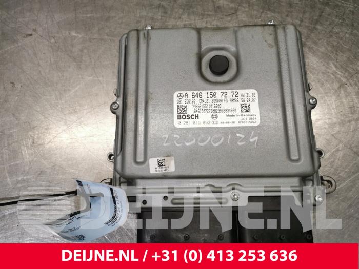 Used Engine management computer Mercedes Vito (639.6) 2.2 109 CDI 16V Price € 302,50 Inclusive VAT offered by van Deijne Onderdelen Uden B.V.
