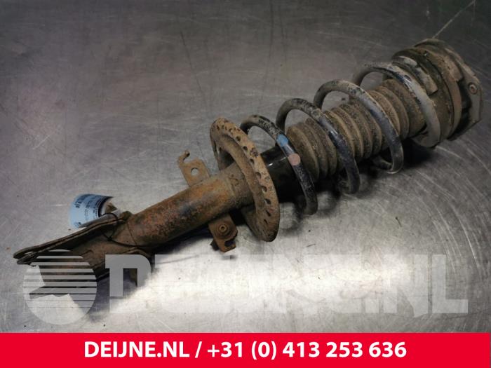 Front shock absorber rod, left from a Renault Kangoo Express (FW) 1.5 dCi 105 FAP 2008