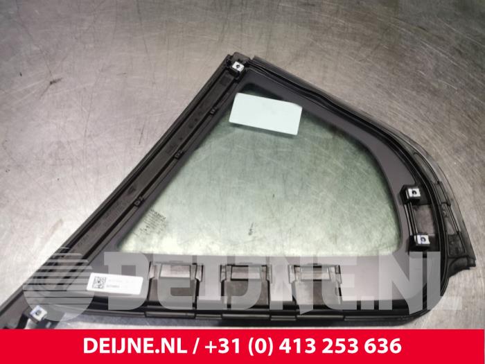 Extra window 4-door, right Volvo XC40 1.5 T3 Twin Engine 12V - 32244804