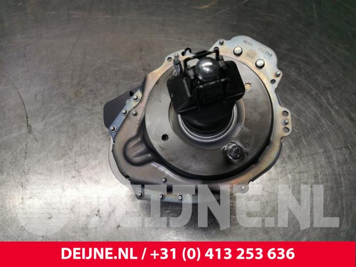Usagé Assistant de freinage Volvo XC40 (XZ) 1.5 T4 Plug-in Hybrid 12V Prix € 350,00 Règlement à la marge proposé par van Deijne Onderdelen Uden B.V.