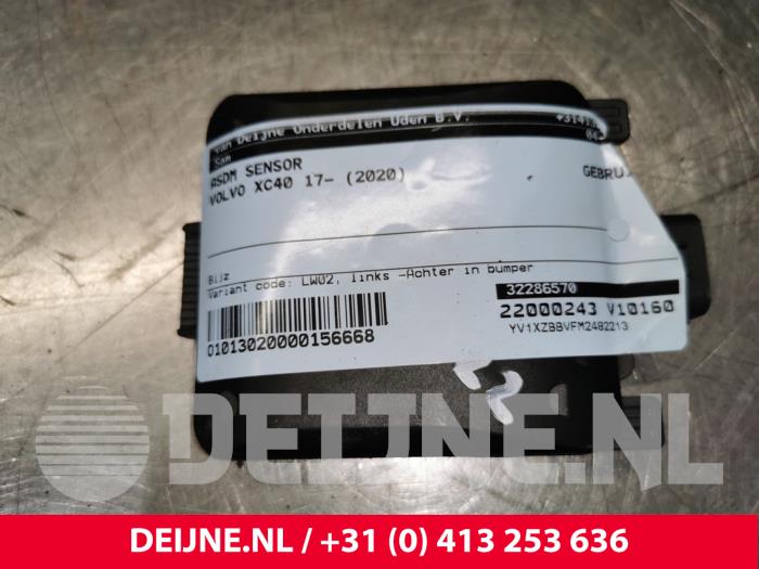 Begagnade ADSM-sensor Volvo XC40 (XZ) 1.5 T5 Plug-in Hybrid 16V Pris € 150,00 Marginaltabell erbjuds av van Deijne Onderdelen Uden B.V.