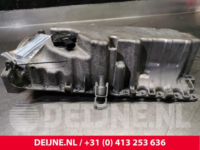 Sump from a Volvo V70 (BW) 2.0 D3 20V 2013