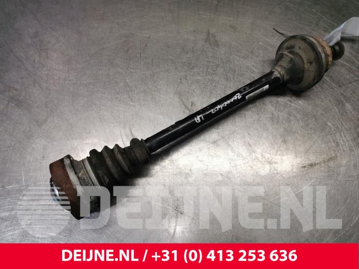Drive shaft, rear left from a Audi R8 (422/423) 4.2 V8 32V FSI 2007