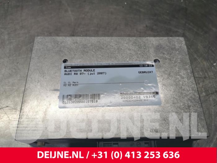 Używane Modul Bluetooth Audi R8 (422/423) 4.2 V8 32V FSI Quattro Cena € 240,00 Procedura marży oferowane przez van Deijne Onderdelen Uden B.V.