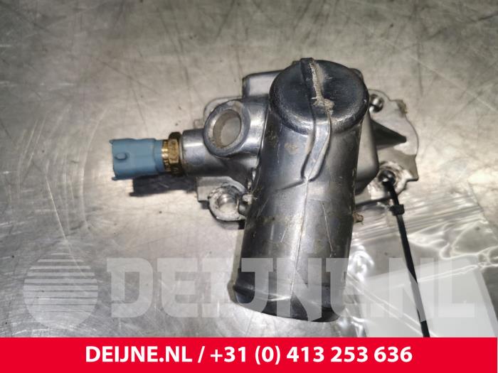 Thermostat from a Mitsubishi Canter 3.0 Di-D 16V 413 2011