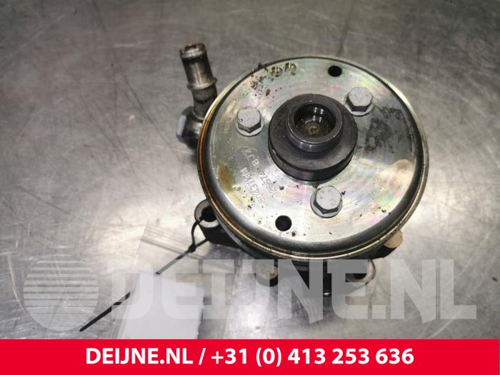 Begagnade Vattenpump Mitsubishi Canter 3.0 Di-D 16V 413 Pris € 108,90 Inklusive moms erbjuds av van Deijne Onderdelen Uden B.V.
